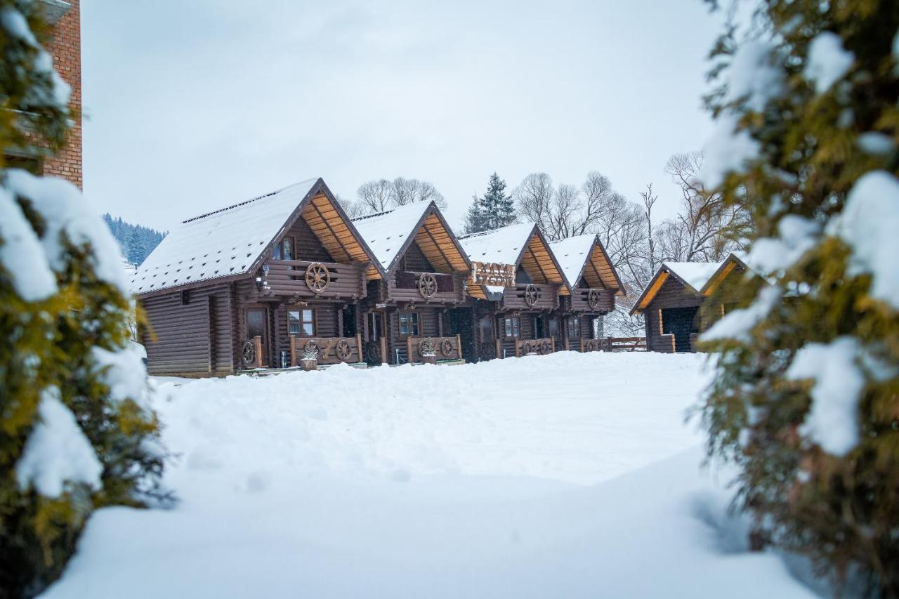 בוקובל Cottage Hata Zustrich מראה חיצוני תמונה